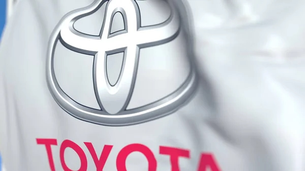 Toyota уходит из России и Украины. Официальное заявление